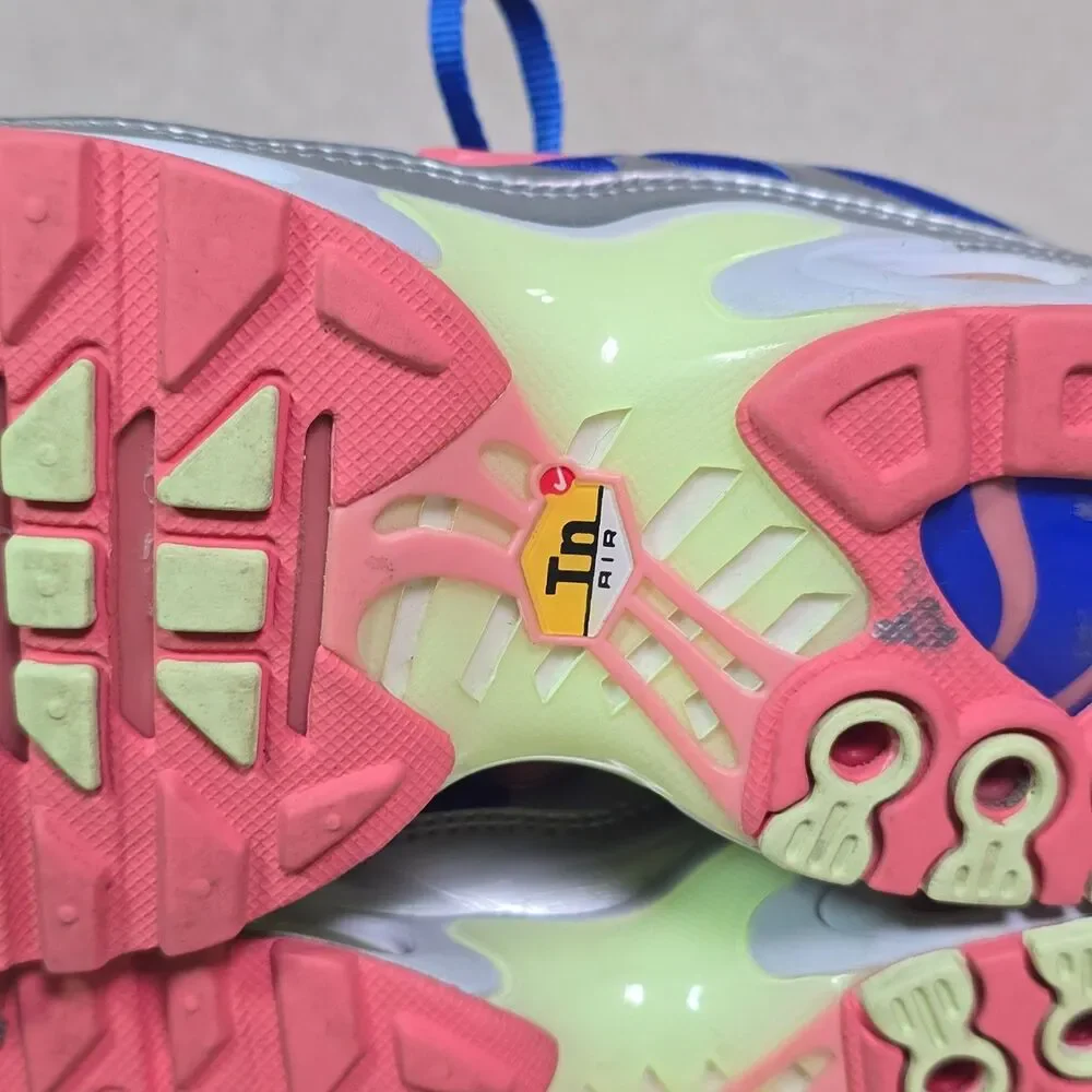 Nike Air Max Plus Retro Ultraman Blue Pink Women's Size 6.5
